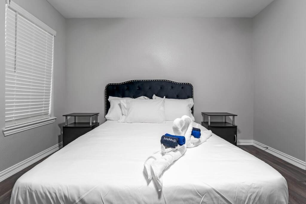 Family Friendly 2Bdrm-Walk To At&T/Cowboys Stadium Arlington Kültér fotó