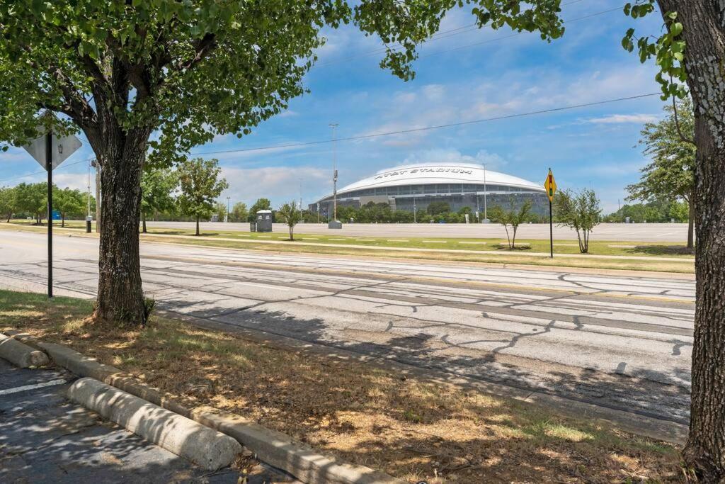 Family Friendly 2Bdrm-Walk To At&T/Cowboys Stadium Arlington Kültér fotó