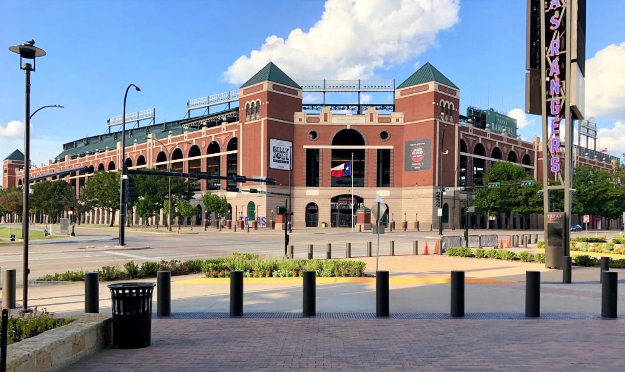Family Friendly 2Bdrm-Walk To At&T/Cowboys Stadium Arlington Kültér fotó